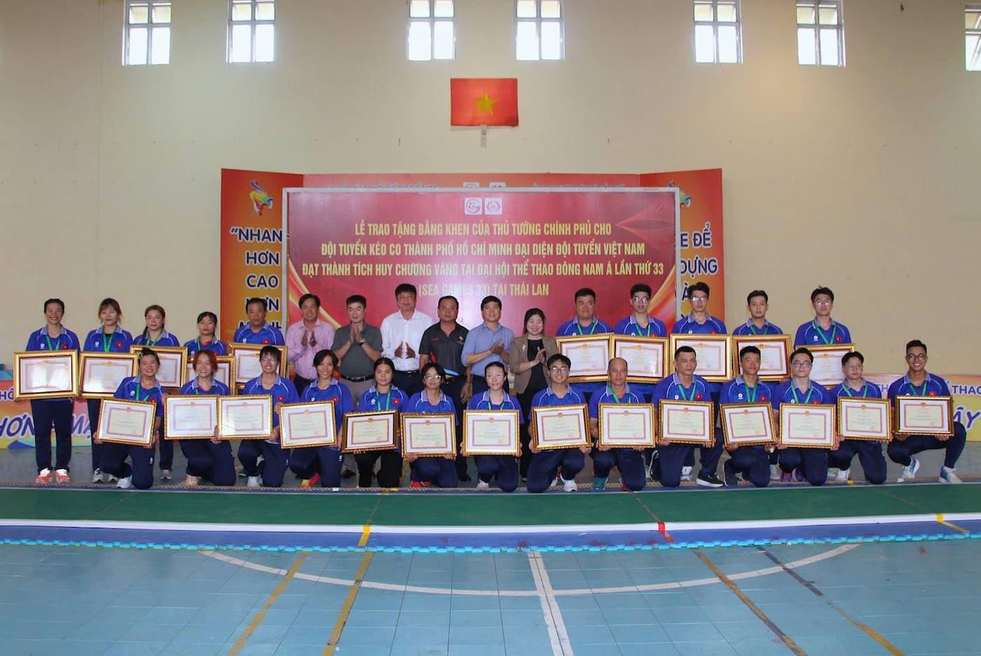Trao Bằng khen của Thủ tướng, Bằng khen Bộ Văn hóa, Thể thao và Du lịch cho huấn luyện viên, vận động viên đạt thành tích tại SEA Games 33